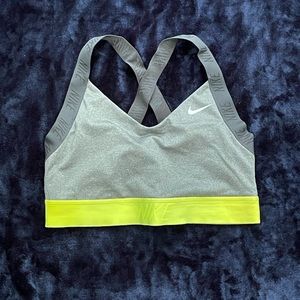 Nike Crossback Sportsbra